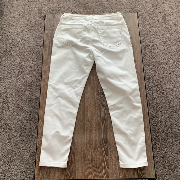 Ashley Mason | LA white cropped jeans - Picture 6 of 7